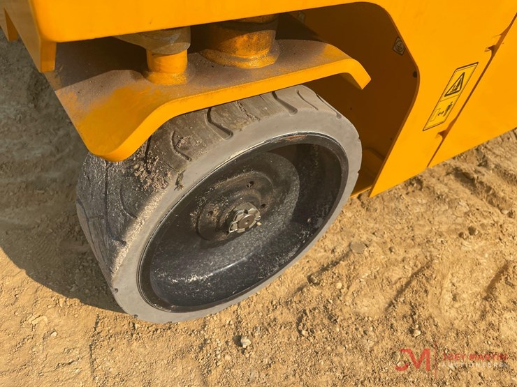 2023-jcb-s3246e-image-12