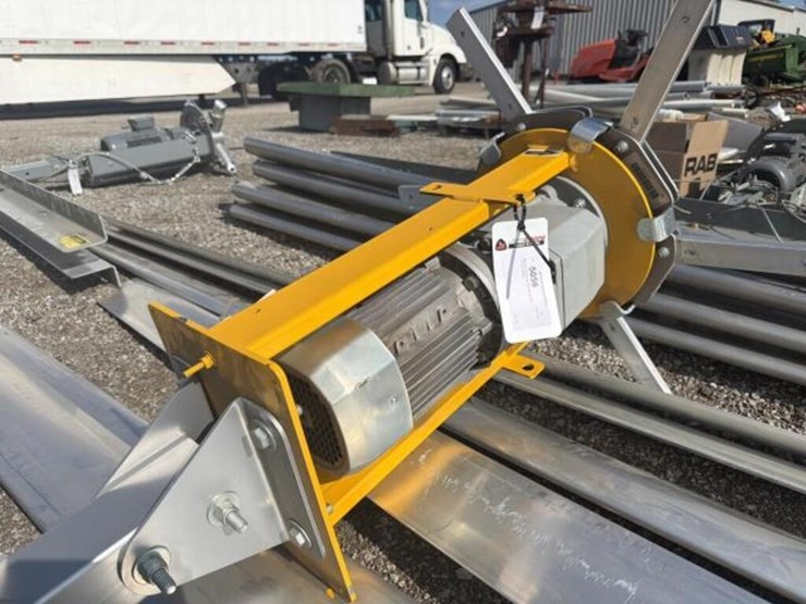 big-ass-commercial-warehouse-fan-image-7