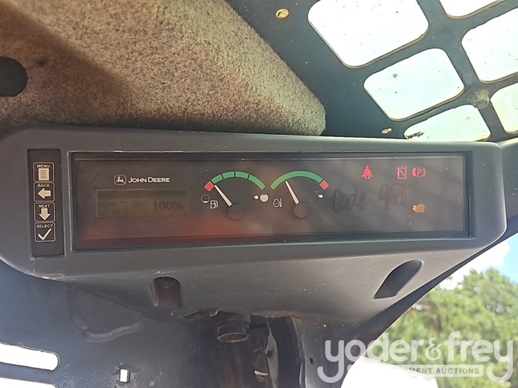 2019-deere-317g-image-25