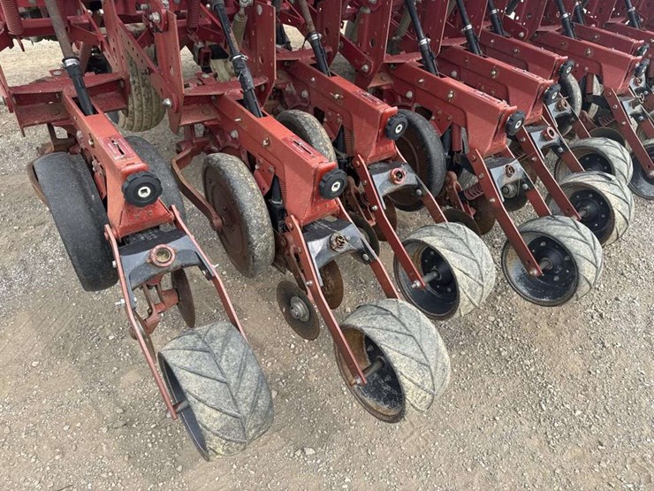 case-ih-5500-image-8