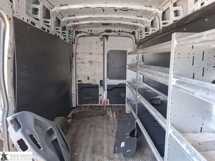 2019-ford-transit-image-15