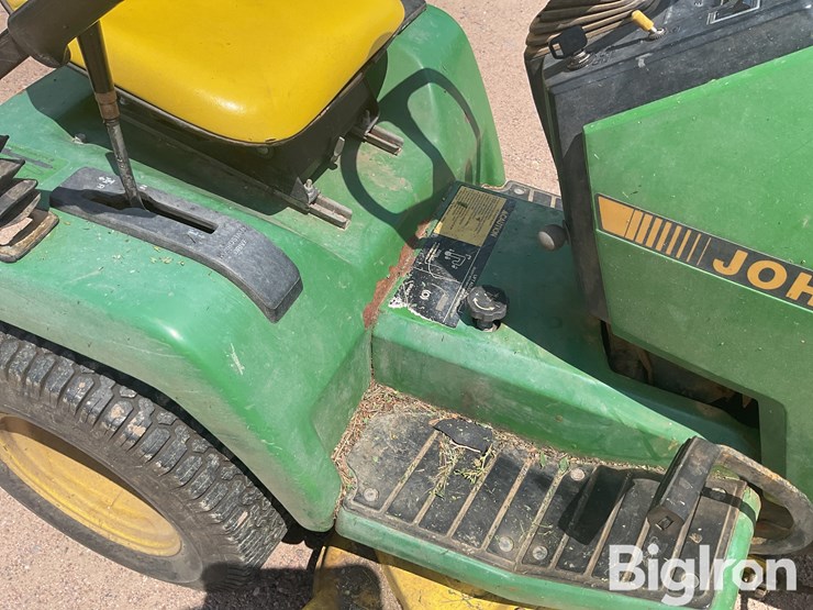 john-deere-265-image-16