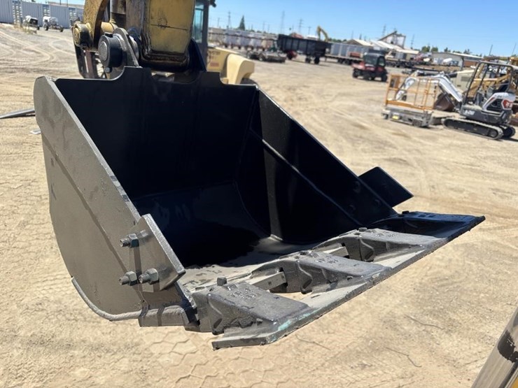 2017-caterpillar-304e2-cr-image-10