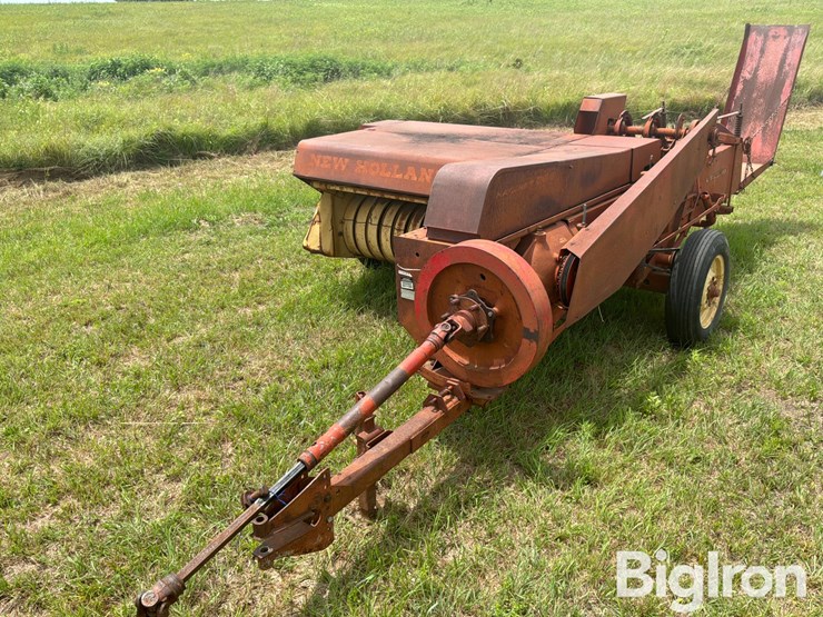 new-holland-268-image-1