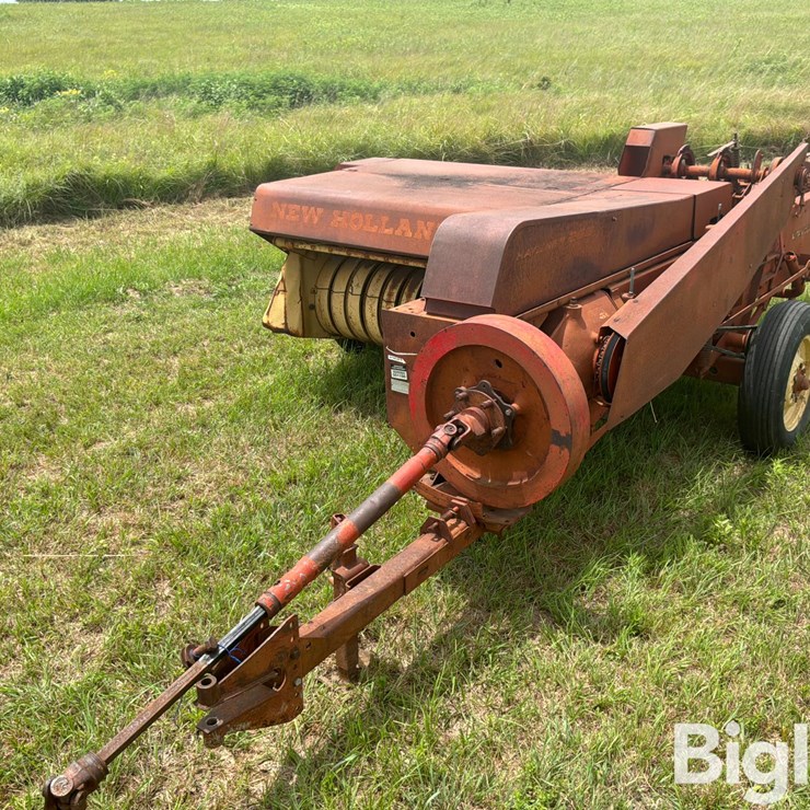 NEW HOLLAND 268