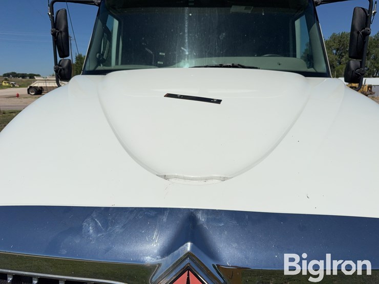2012-international-prostar-image-19