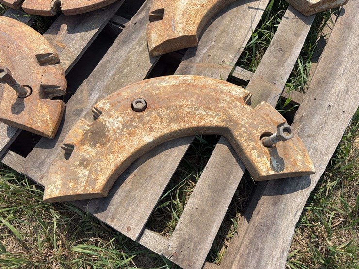 (4)-international-harvester-half-weights-image-3