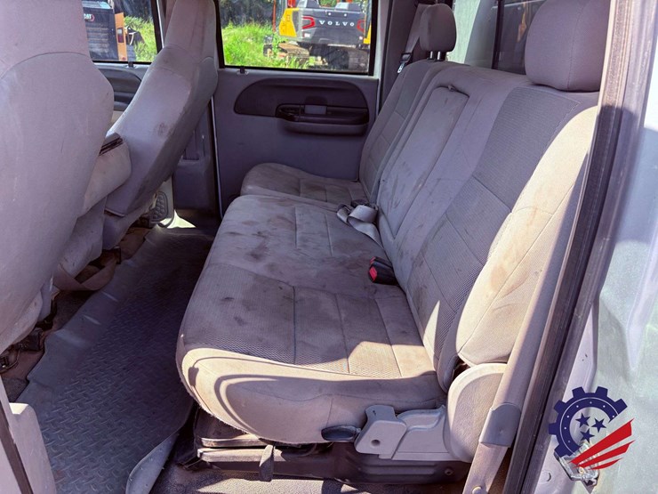 2006-ford-f550-xlt-sd-image-88