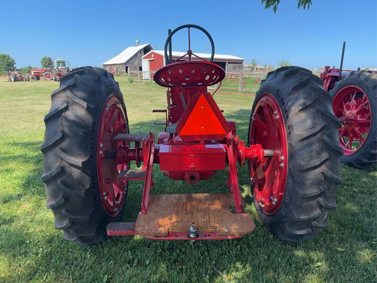 1938-farmall-f-14-(9th-f-14-built)-image-4