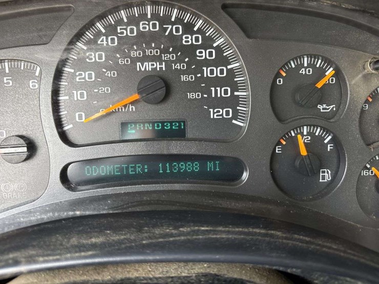 2003-chevrolet-c3500-image-22