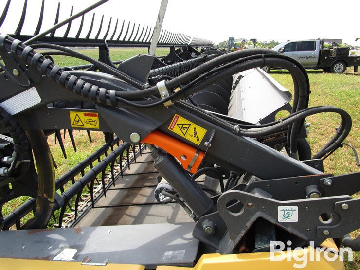 2019-claas-convio-1230-image-9