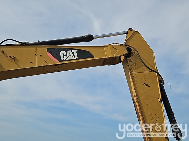 2013-caterpillar-328d-lcr-image-16