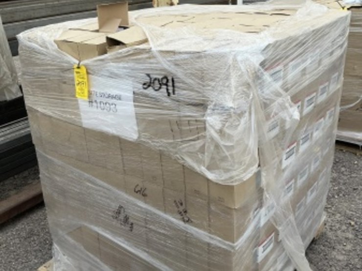 pallet-of-2-gange-toggle-switch-plates-image-1