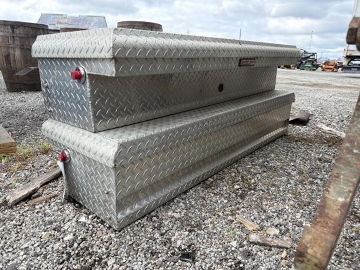 weather-guard-truck-bed-toolboxes-with-key-image-1