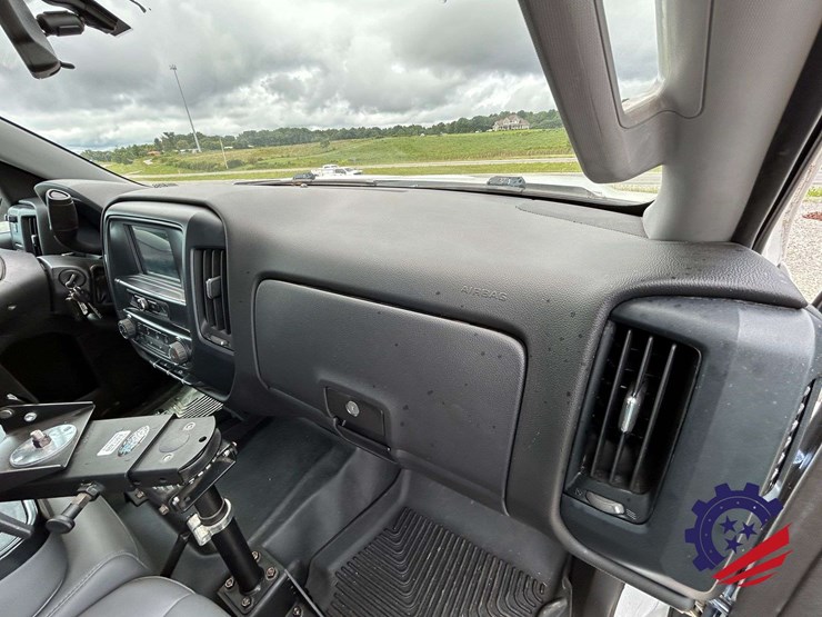 2018-chevrolet-silverado-pickup-truck-image-53