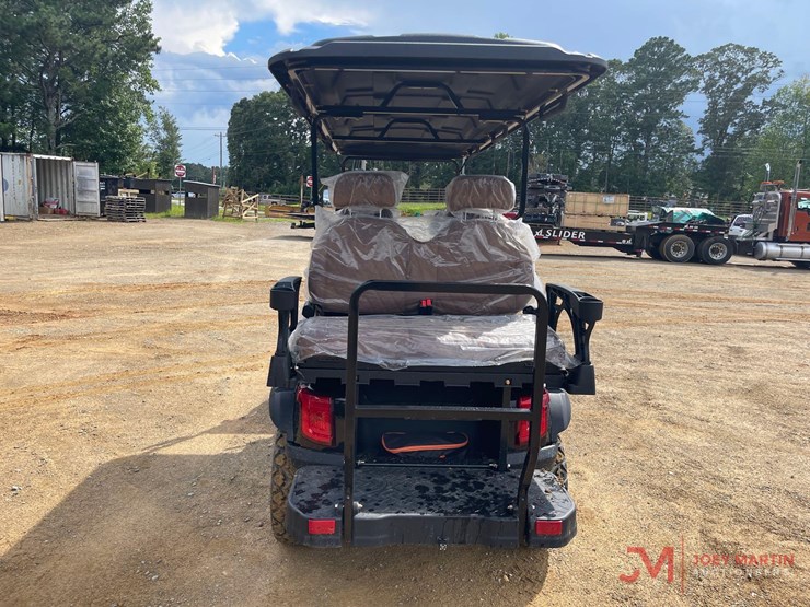 unused-2025-sdlanch-sdlgc100-electric-6-seater-golf-cart-image-4