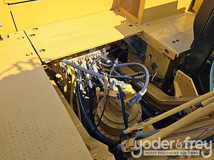 2019-caterpillar-336-image-25