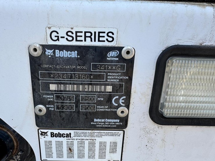 2006-bobcat-341g-image-30