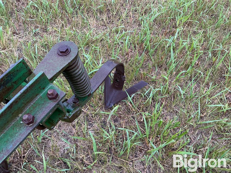 john-deere-825-image-10