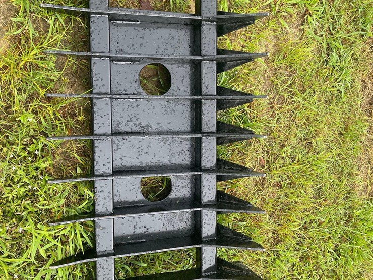new-root-rake-mini-skid-steer-attachment-image-7