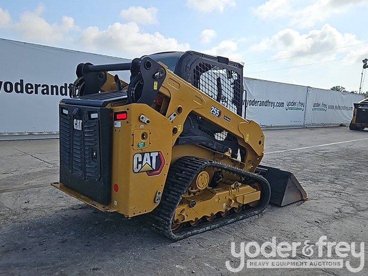 2025-caterpillar-255-image-5