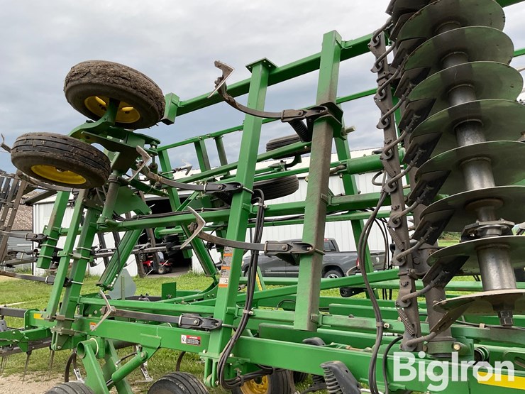 2009-john-deere-2310-image-18
