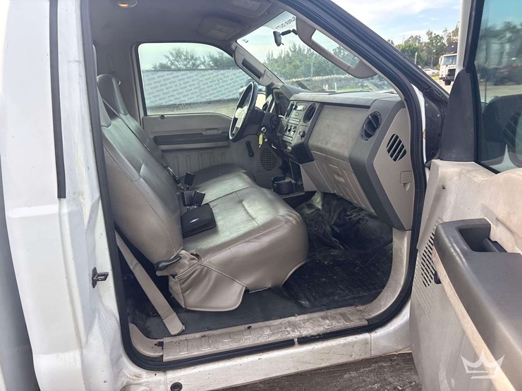 2008-ford-f250-image-17