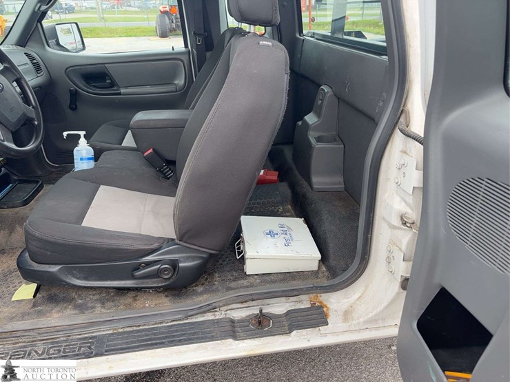2011-ford-ranger-image-14