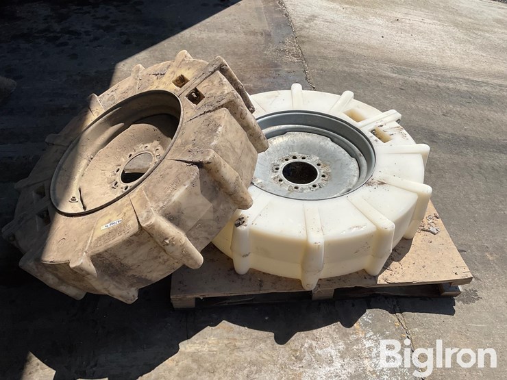 mach-2-solid-irrigation-pivot-wheels-image-10