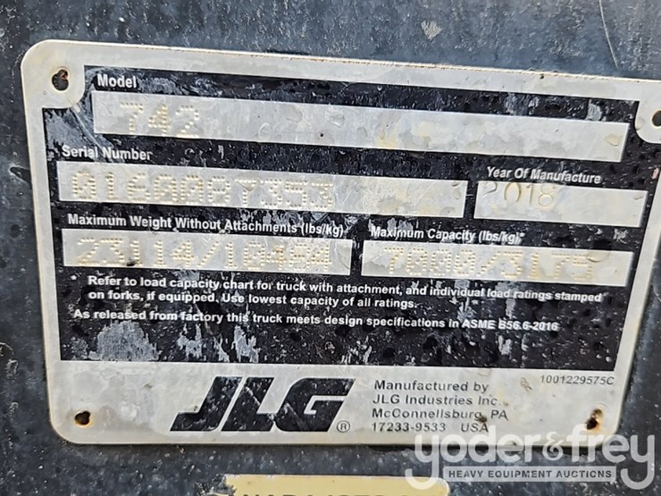 2018-jlg-742-image-32