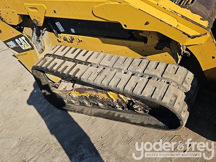 2019-caterpillar-299d2-image-12
