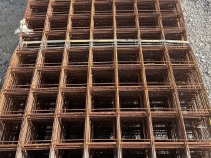 stack-of-42in-x-84in-mesh-sheets-image-5