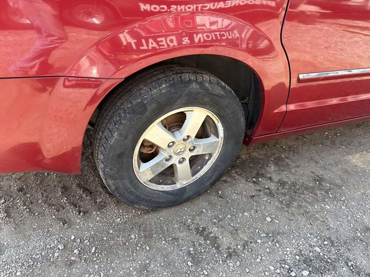 2008-dodge-caravan-image-9