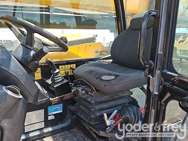 2016-jcb-510-56-image-27