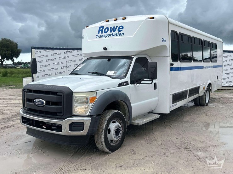 2011-ford-f550-image-1
