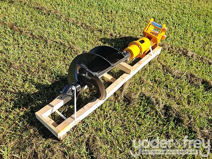 2026-caterpillar-303-image-1