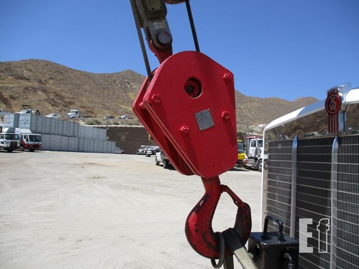 2014-kenworth-t800-image-21