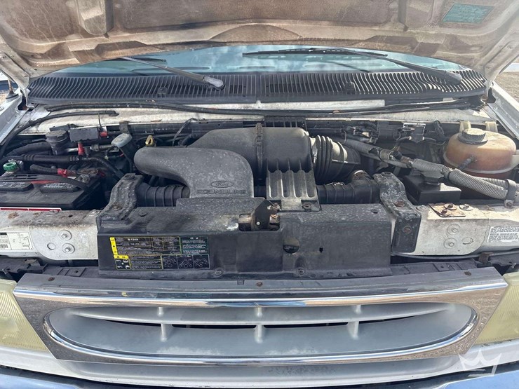 2002-ford-e450-image-8