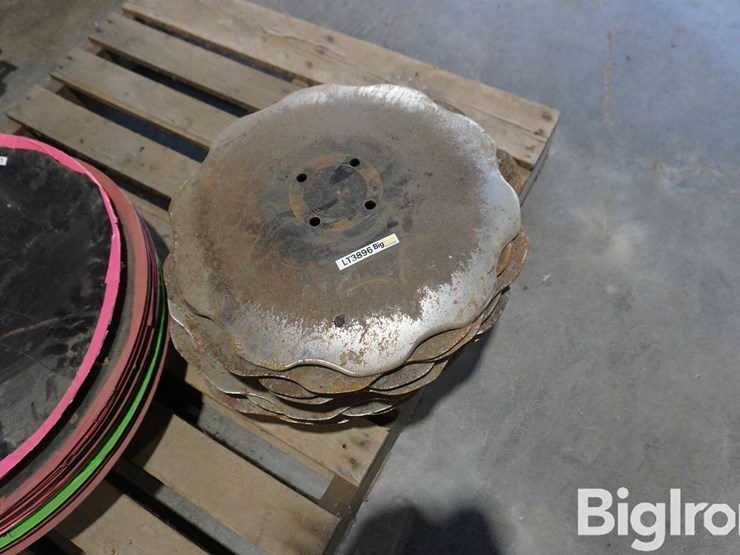 norwood-18"-discs-image-1