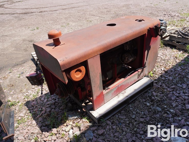 versatile-400-ford-200-engine-&-parts-image-7