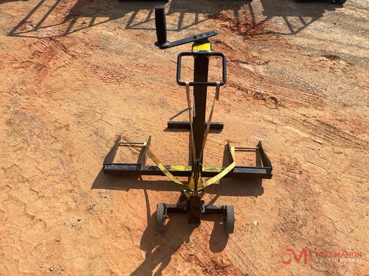 mojack-ez-riding-lawn-mower-lift-image-3