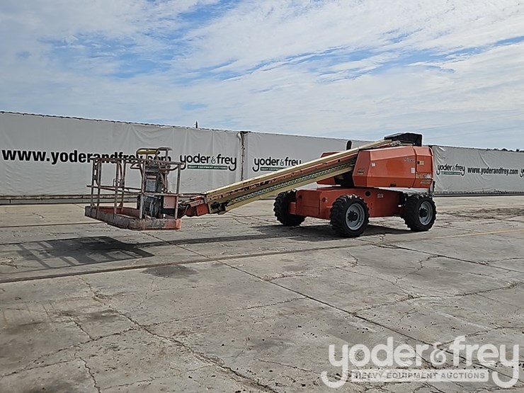 2016-jlg-600s-image-2