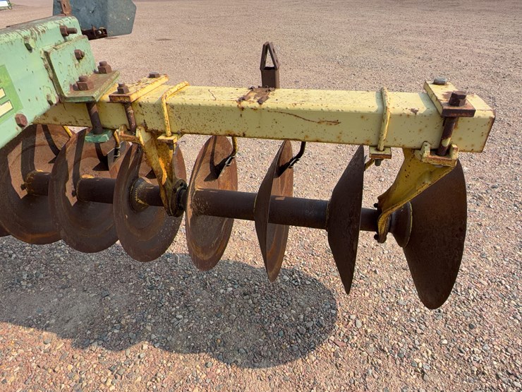 john-deere-340-image-21