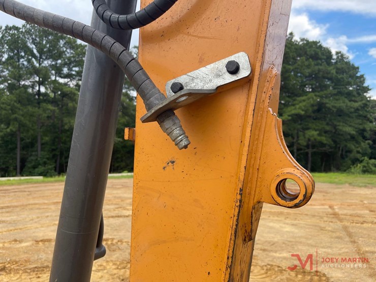 2019-case-cx57c-mini-excavator-image-16