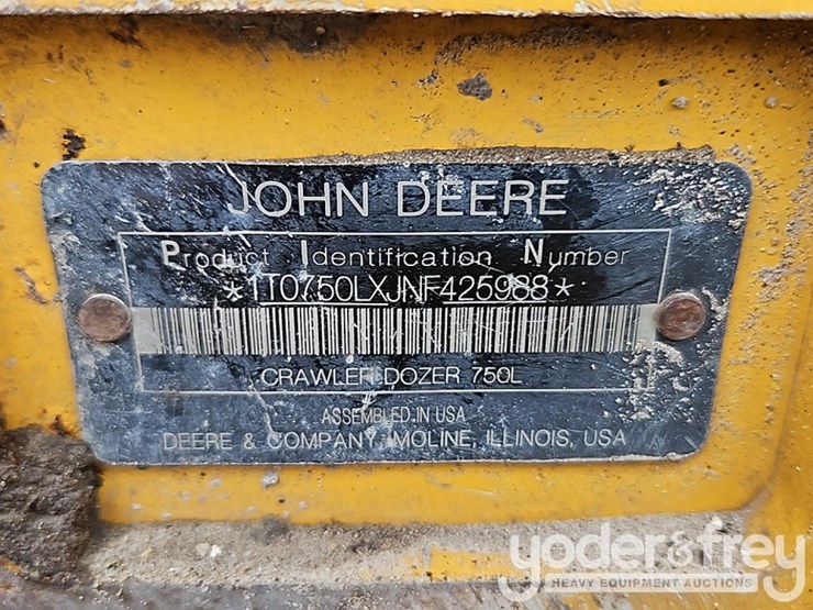 2022-deere-750l-image-36