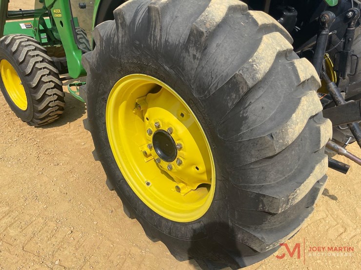 john-deere-4720-image-12