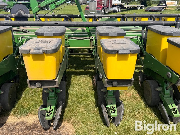 2003-john-deere-1770-image-20