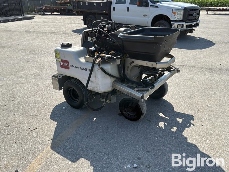2021-massey-ferguson-730-image-3
