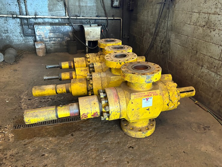 (4x$)-7-1/16”-10k-frac-valves,-field-ready-image-3
