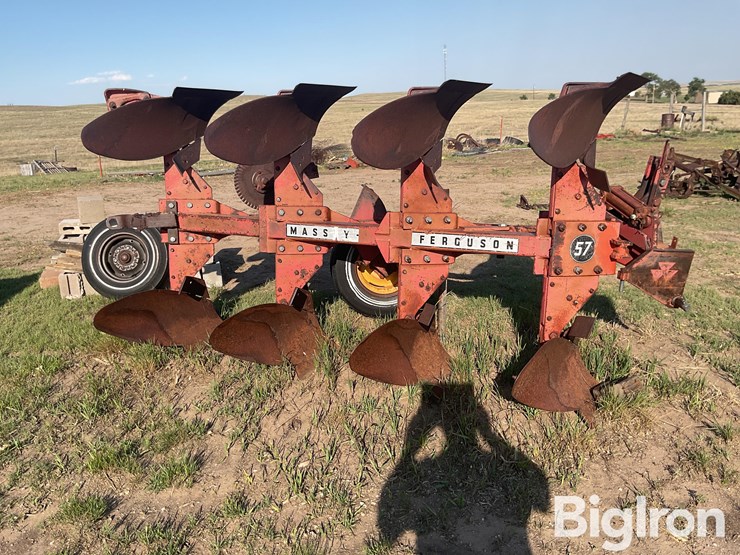 massey-ferguson-57-image-4